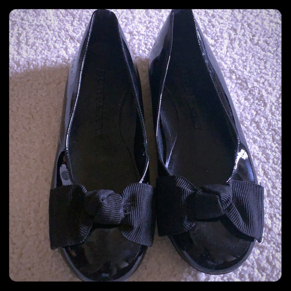 Girls Burberry dress shoes